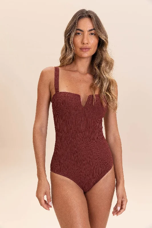 Curl V-Neck One-Piece Swimsuit Trendy Swimwear Set