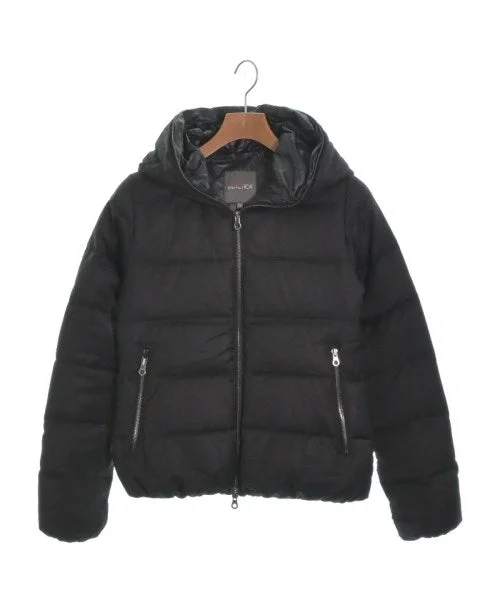 DUVETICA Down jackets/Vests Zippered Front Buttoned Front Snap Front