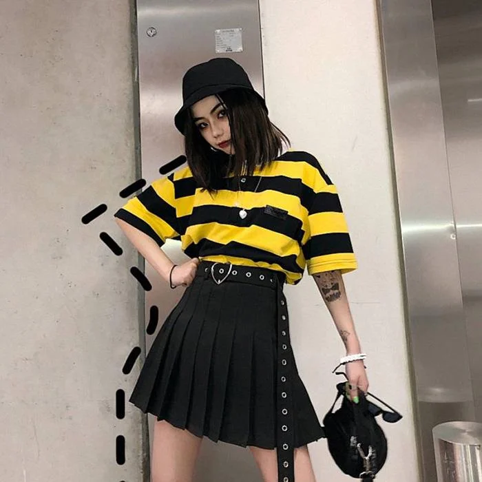 Women Summer Anti-walkout High Waist Slim Skirt Wild Black Pleated Skirt Hip Hop A-line Skirts Belt button skirt front